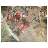 Variety of Hydraulic bottle Jacks a...
