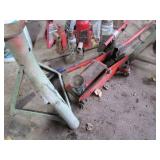 Variety of Hydraulic bottle Jacks a...