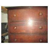 Vintage wood 4 Drawer chest of draw...