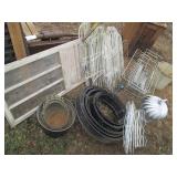 Assorted garden accessories, a roov...
