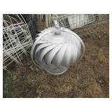 Assorted garden accessories, a roov...