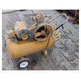 Furnas 1/2 HP 11 Gallon Air compressor