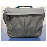 MSRP $1,800 RESMED AIRSENSE 10 AUTOSET AUTO CPAP MACHINE w/HUMIDAIR HEATED HUMIDIFIER *PROFESSIONAL SLEEP THERAPY DEVICE W/CARRY BAG, RESERVOIR, MANUAL & POWER SUPPLY - EXCELLENT WORKING CONDITION