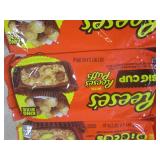 (B-1) 12 Assorted King Size Reeses ...