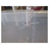 (FRNT) Sterilite 160 Qt Tote with W...