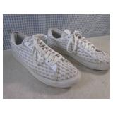 (CSB) Pair of Nike Sneakers Size 9....