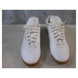 (BSB) Pair of Reebok Sneakers Size ...
