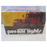 (F-0) Pair of Grote 600RM Per-Lux A...