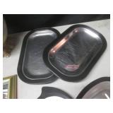 (G-1) Assorted Decor and Vintage St...