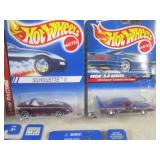 (EC1) Assorted Hot Wheels in Packag...