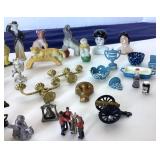 Group of Dollhouse Miniatures #1