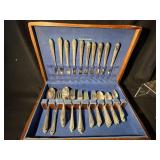 Holmes & Edwards Lovely Lady Inlaid 75-Piece Silverware Set in Blue Case