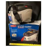 Rubbermaid VEC204RB Travel Cooler - Thermo-Electric, 12V DC Power Plug