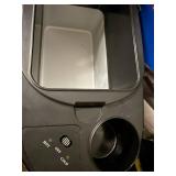 Rubbermaid VEC204RB Travel Cooler - Thermo-Electric, 12V DC Power Plug