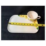 Sunflower Pattern Teacups & Trays Set - 4 Trays & 4 Cups & Saucers