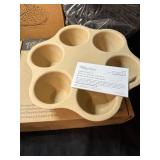 Pampered Chef 1373 Single Serving Pan & Microwave Chip Maker - 2-Piece Set