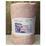 Twin/Twin Extra Long Lofty Microfiber Printed Comforter Light Pink/White Floral - Room Essentials