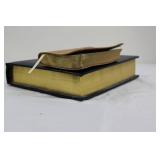 New American Bible (NAB) Holy Bible - Catholic Family Life Edition (Fireside)