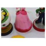Nintendo Super Mario Figures AMIIBOS - Assorted Vinyl Collectibles on Stands
