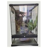 Reptile starter kits for sale: two aquariums and supplies. See the pictures!