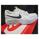 New Nike Air Max Excee Size: 10 Shoes