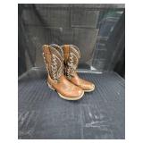 Cowboy Boots Size: 7