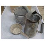 3 Vintage Metal Décor...