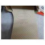 2 pair Havaianas size 6 sandals...