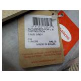 2 pair Havaianas size 6 sandals...