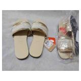 2 pair Havaianas size 6 sandals...