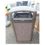 Outdoor Trash Can with Receptacle