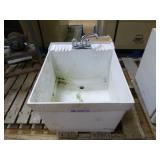 Utilatub Laundry/Utility Sink with Faucet