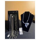 Assorted Jewelry Lot - Necklaces, Bead Chains & Leaf Pendant Necklace