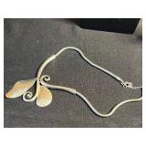 Assorted Jewelry Lot - Necklaces, Bead Chains & Leaf Pendant Necklace