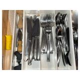 Gernpton Stainless Steel Flatware Set - Mixed Pattern with Serving Utensils