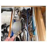 Gernpton Stainless Steel Flatware Set - Mixed Pattern with Serving Utensils