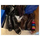 Lot of Shoes/Boots Inc White Mountain Zip & Stitch Ankle Boot - Black, Size 10