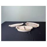 Red Wing USA 3-Piece Ceramic Dish Set with Multicolor Leaf Pattern