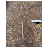 Shovels & Floor Scrapers