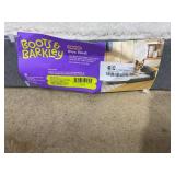 LOT OF 2 Boots & Barkley Dog Beds - M