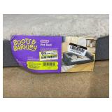LOT OF 3 Boots & Barkley Plush Cuddler Round & Rectangle Dog Beds - M