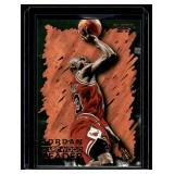 Michael Jordan 1996-97 Fleer Hardwood Leader #123 Basketball Card