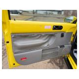 2002 VOLKSWAGEN NEW BEETLE GLS *No Accidents* (NO RESERVE)