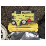 Stanley 1.2gal 125psi oil free air ...