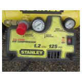 Stanley 1.2gal 125psi oil free air ...