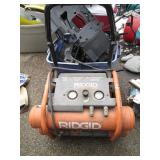 Ridgid 5-gallon 1.5hp dual tank por...