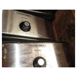 2-large Proctor-Silex Roaster pans...