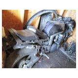 1999 Suzuki GSX600R Crotch rocket motorcycle 33,769.4 miles **incomplete** for parts or repair. Engine number V710-114055m