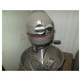 KitchenAid Stand Mixer with Stainle...