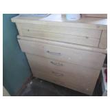 Wood dresser approx 3.5